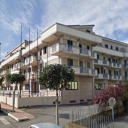 B&B Mary Grace Rossano Stazione Екстер'єр фото