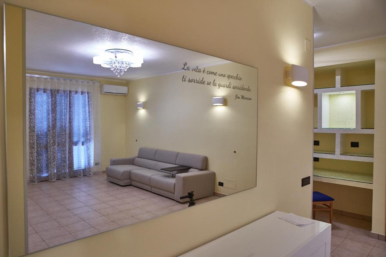 B&B Mary Grace Rossano Stazione Екстер'єр фото