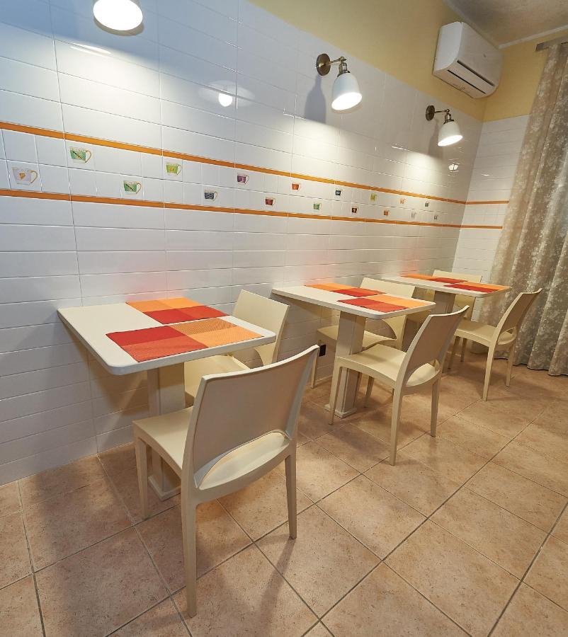 B&B Mary Grace Rossano Stazione Екстер'єр фото