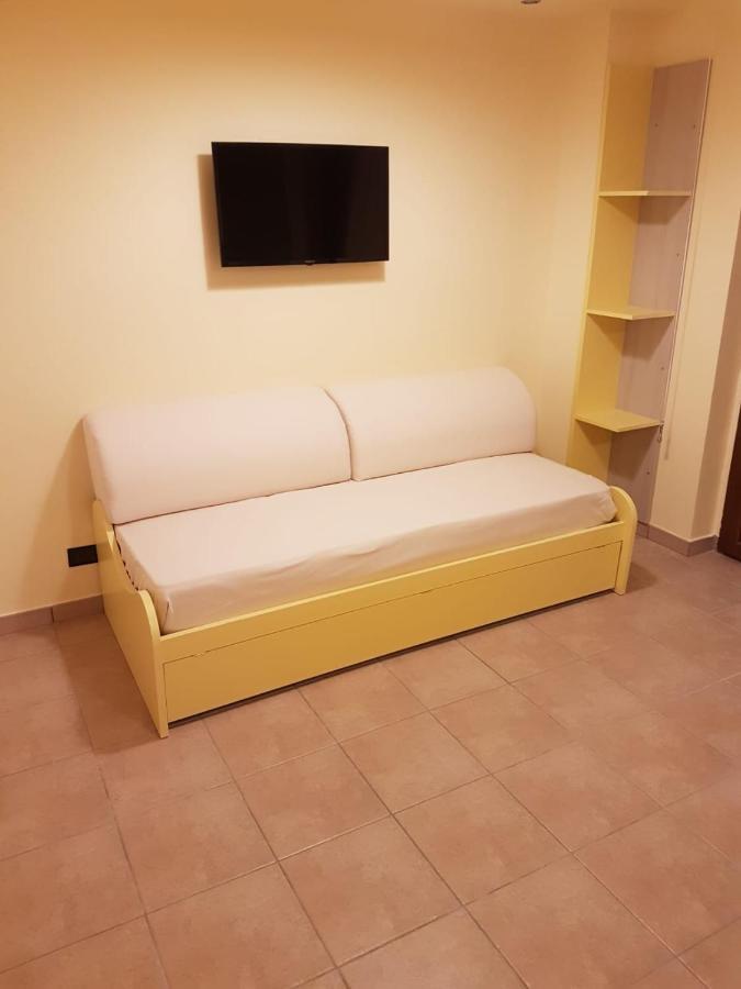B&B Mary Grace Rossano Stazione Екстер'єр фото